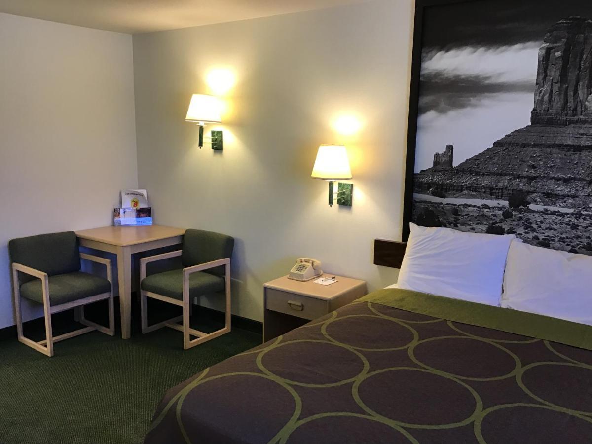 Arch Canyon Inn Blanding Ngoại thất bức ảnh